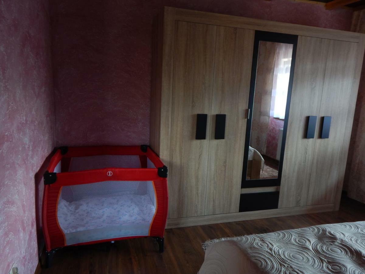 Apartamenty Bahus - Centrum أوسترون المظهر الخارجي الصورة
